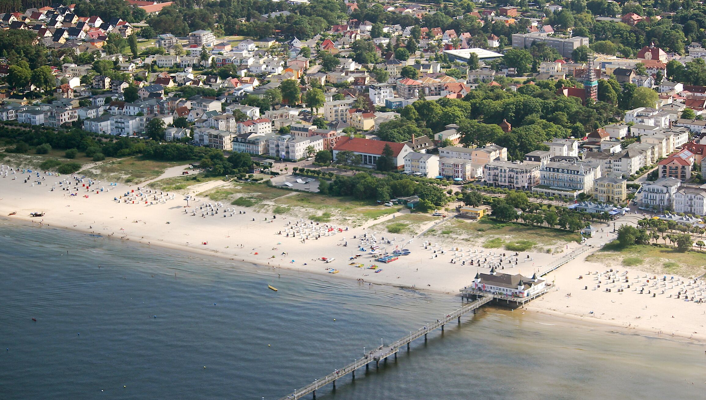 Flugbild von der Seebrücke Ahlbeck