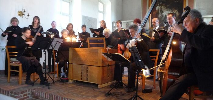 Chor und Orchester in der Benzer Kirche